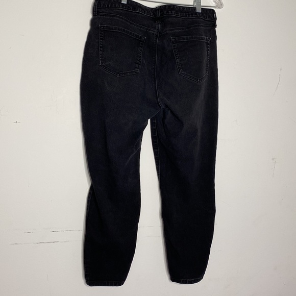 Style & Co | Black Curvy Skinny Leg Jeans Size 12 - Picture 4 of 16